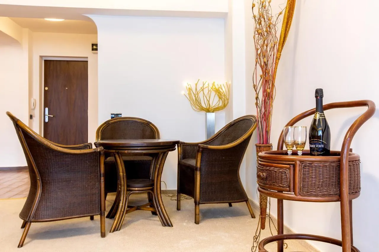 Unirii Residence Бухарест 0*,  Румыния